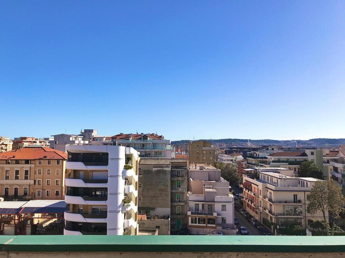 Skyescape Pescara Centro Apartment Екстериор снимка